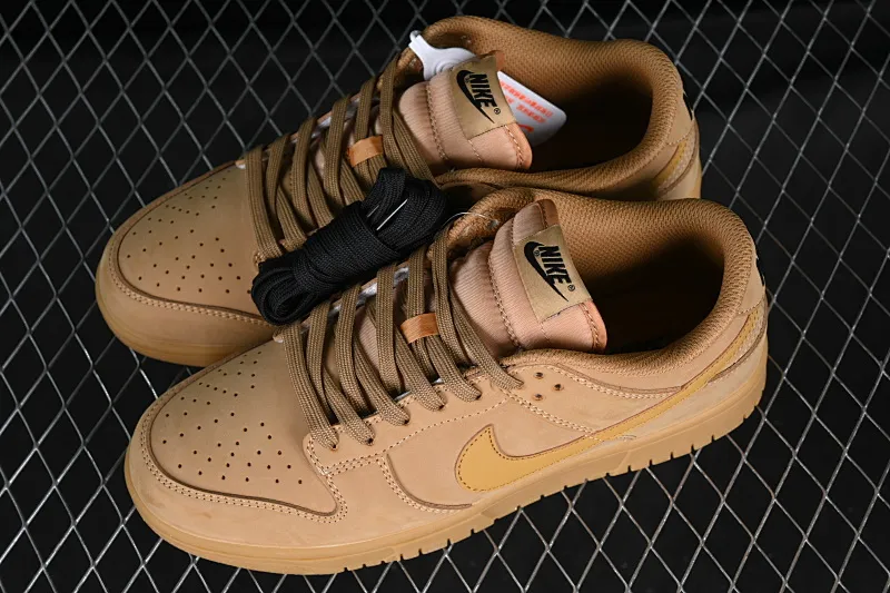 All categories Nk SB Dunk series Nk SB Dunk Low low-top sneakers F version Nk SB Dunk Low suede wheat SB low-top casual sneakers AA4061-200